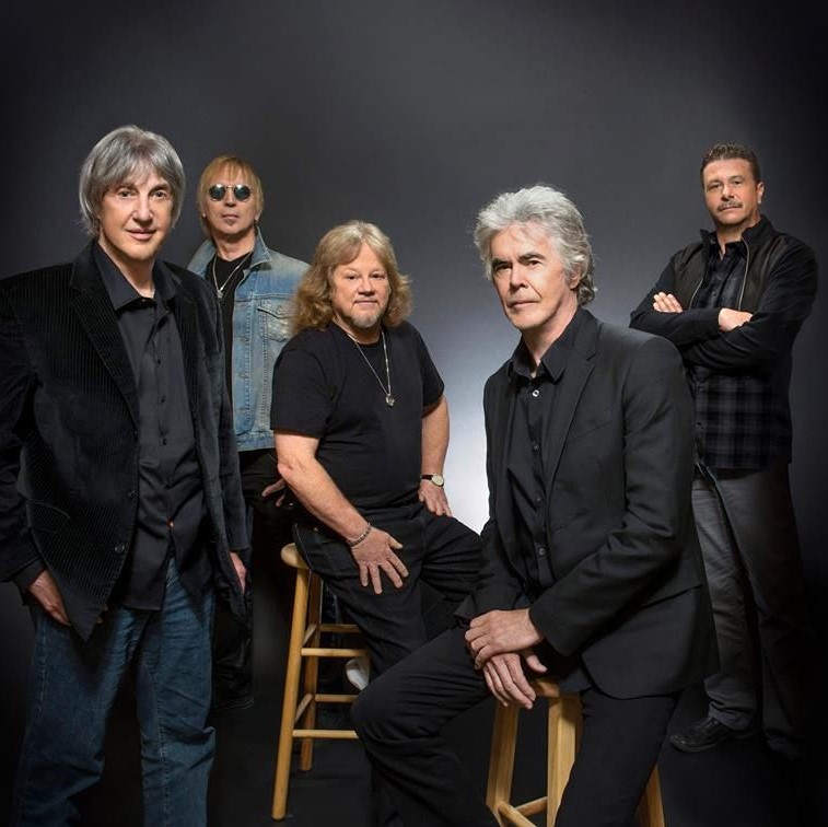 Gig of Three Dog Night in Peppermill Concert Hall, West Wendover, NV