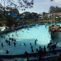 Swimming Pool Karang Setra, Bandung