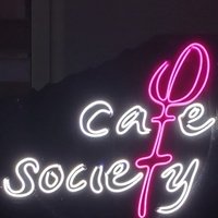 Café Society, Volos
