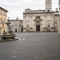 Piazza Arringo, Ascoli Piceno