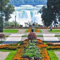 Queen Victoria Park, Niagara Falls, ON