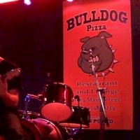 Bulldog Pizza, Winnipeg
