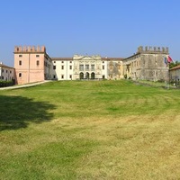 Castel d'Azzano