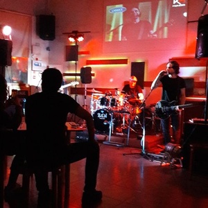 Rock gigs in Garage Bar, Bombarral
