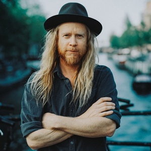 Stu Larsen