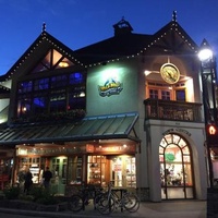 Wild Bill's Legendary Saloon, Banff