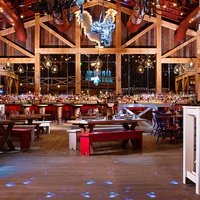Tin Rooster Dancehall & BBQ at Turning Stone Resort Casino, Verona, NY