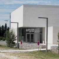 Salle de l'Alpilium, Saint-Rémy-de-Provence