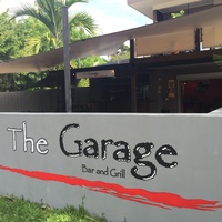 The Garage Bar & Brewhouse, Mission Beach
