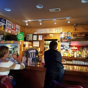 Rock gigs in Caddy Shack Bar & Grill, Council Bluffs, IA