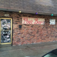 Poor Boys Bar, New Orleans, LA