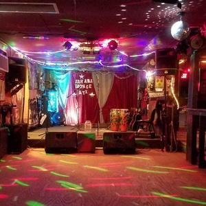 Rock concerts in Sahara Lounge, Austin, TX