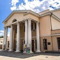 Teatr im. A. P. Chekhova, Yalta